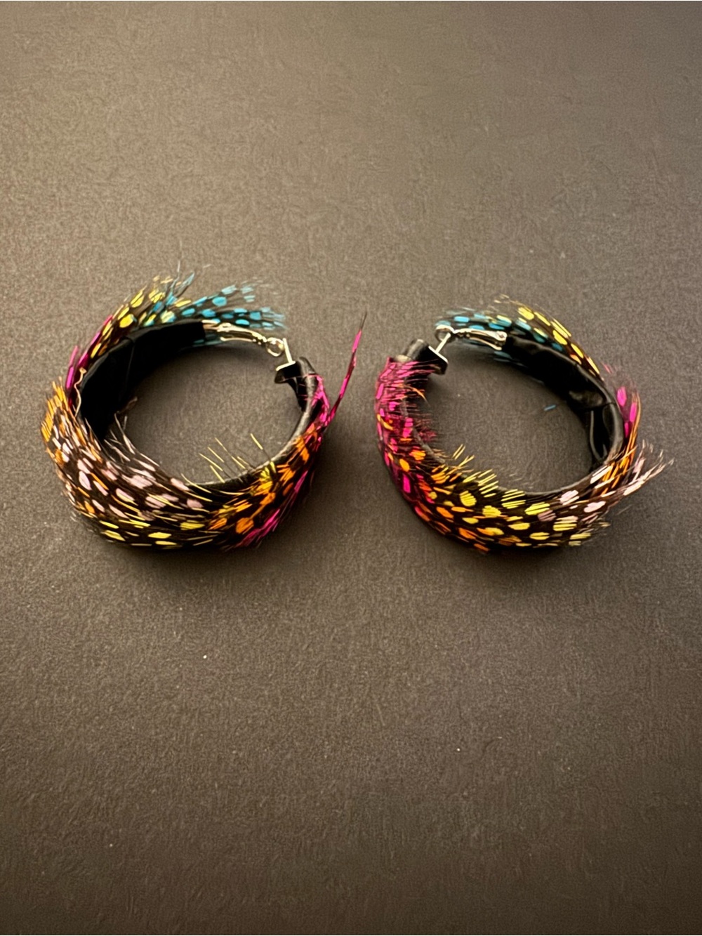 Multicolor Feather Hoop Earrings - Women's Fashion Jewelry